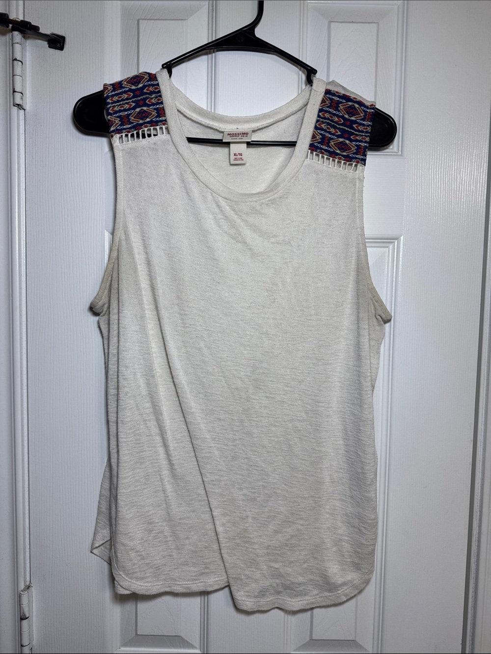 Mossimo Supply Co. Cream Tank with Embroidered Navy Accent